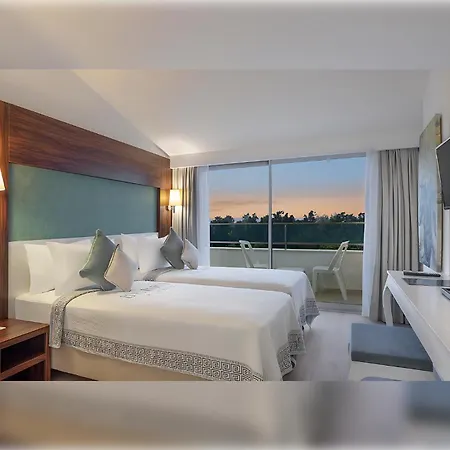 Отель Berry Blue 5*